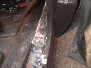 Welded repair to Rover P5b front door post.